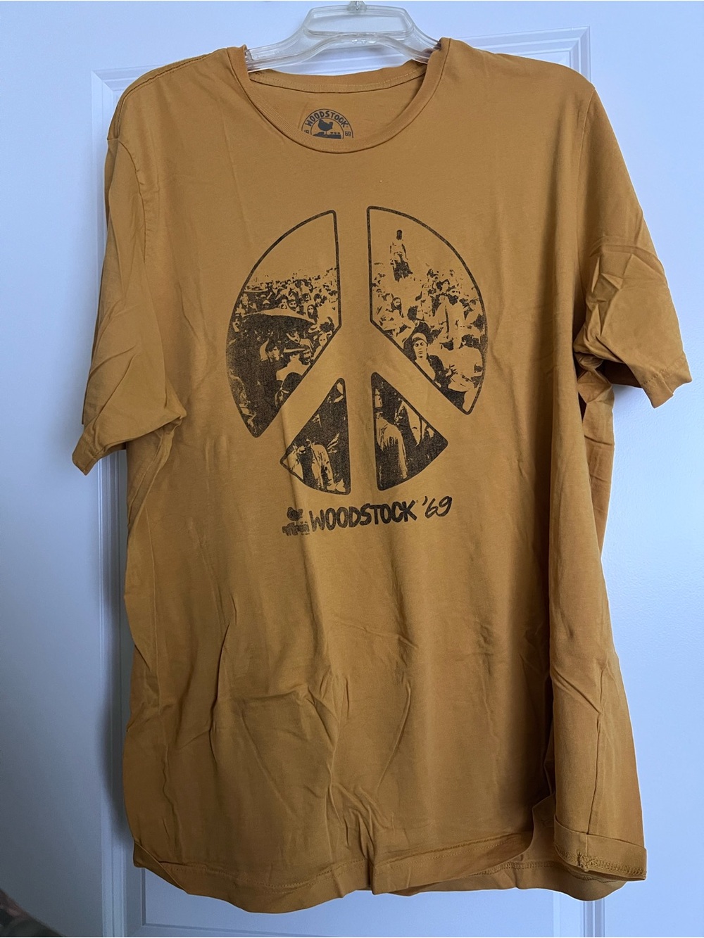 Woodstock '69 Peace Logo Tee - Mustard